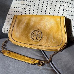 Tory Burch beautiful mustard bag, shoulder or crossbody